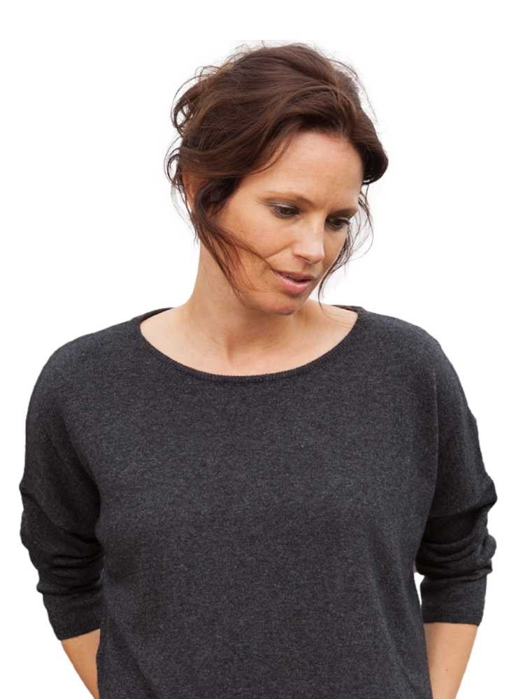 Strik sweater Stella Gotland Design med O-neck - HolidayMode.dk